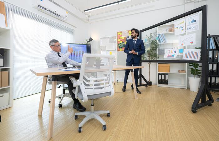 What Is Career Coaching? Benefits, Process & How to Find a Career Coach